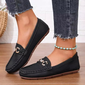 Mocassim Feminino Use Comfort com Sola Sólida e Bico Redondo